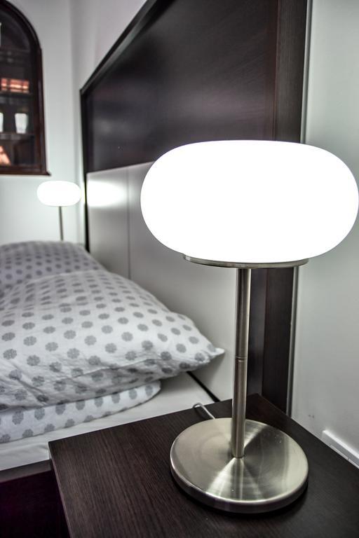 نوفي ساد Modena Apartments الغرفة الصورة