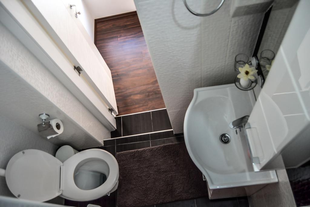 نوفي ساد Modena Apartments الغرفة الصورة
