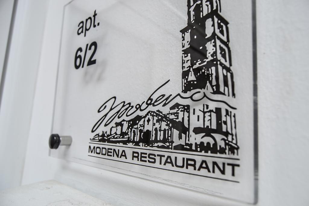 نوفي ساد Modena Apartments الغرفة الصورة